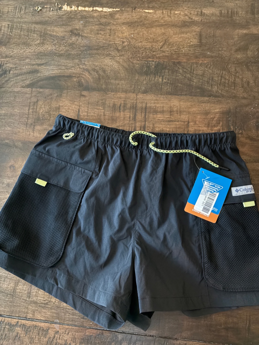 NWT Women’s Columbia Black PFG Open Water Size Small Board Shorts $55
